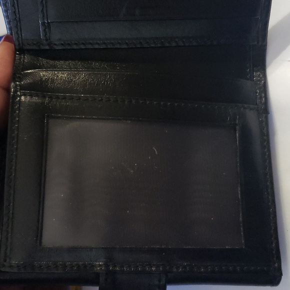 Salvatore Ferragamo Black Leather Wallet. Small continental size - Picture 4 of 9